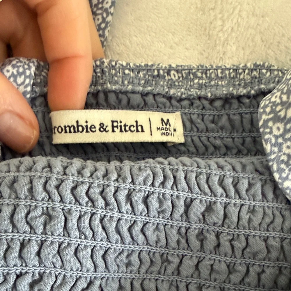 Abercrombie & Fitch Light Blue Smocked Puff Sleeve Top